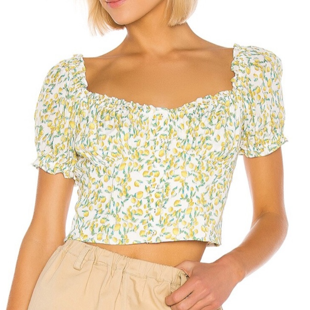 ASTR the label lemon top